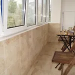 Apartment Spacious 2bdr - Free Parking - Walk Everywhere - 300 Mbps Wifi